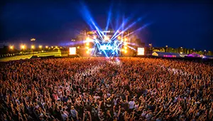Público brasileiro assistido musica e shows ao vivo Público brasileiro assistido musica e shows ao vivo